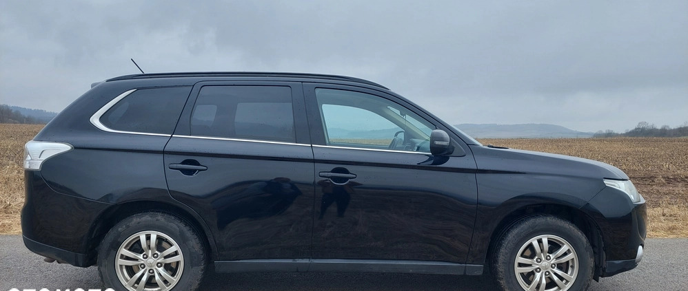 Mitsubishi Outlander cena 42000 przebieg: 220000, rok produkcji 2013 z Osiek małe 211